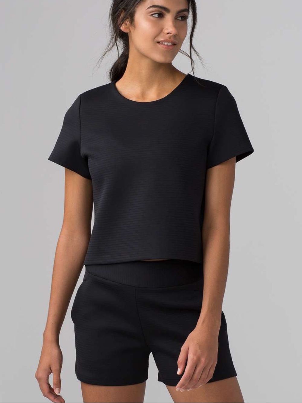 Lululemon - Picture 4 of 6